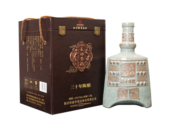 大足咸亨酒店太雕黄酒回收太雕三十年陈酿绍兴黄酒1.5kg礼盒装